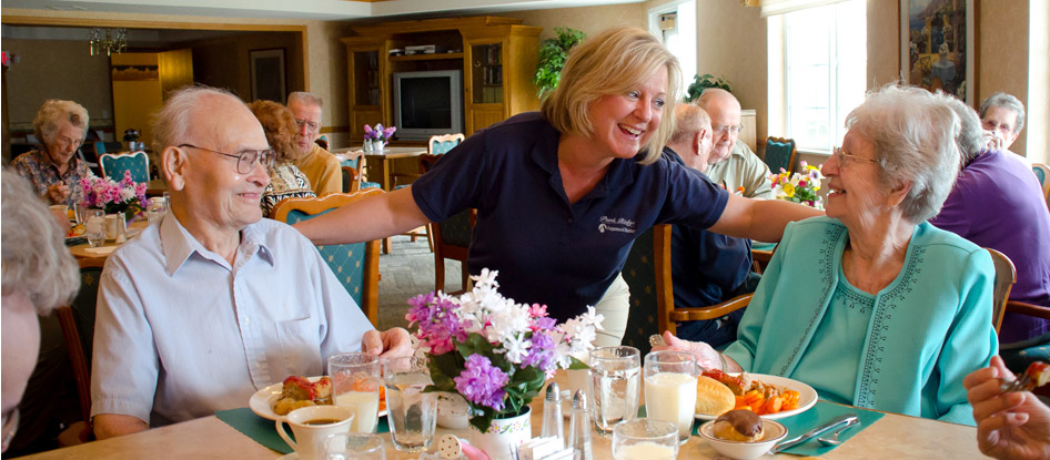 residents having dinner